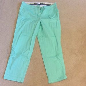 Crown and ivy Capri pant